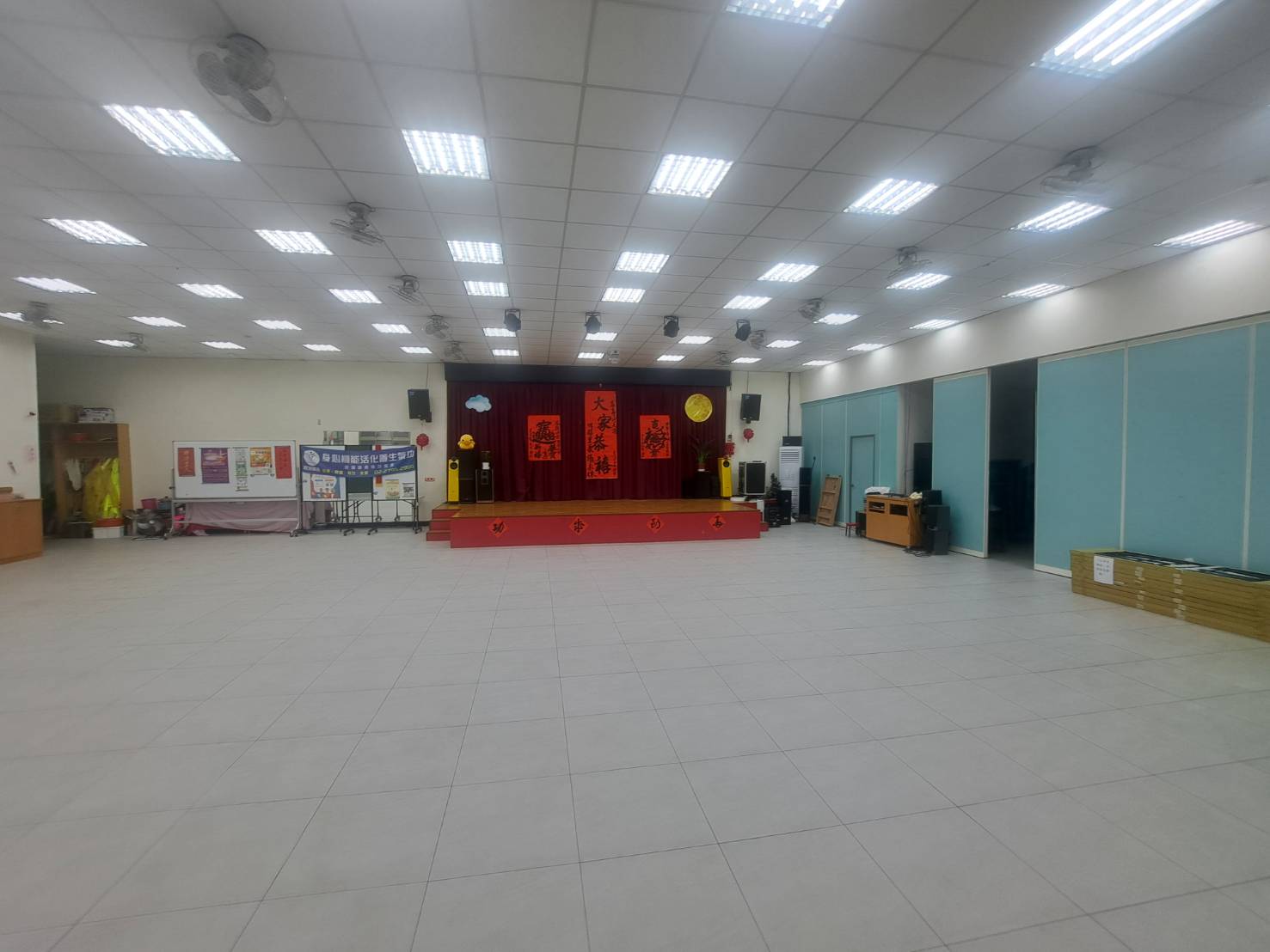承德區民活動中心-內部1.jpg