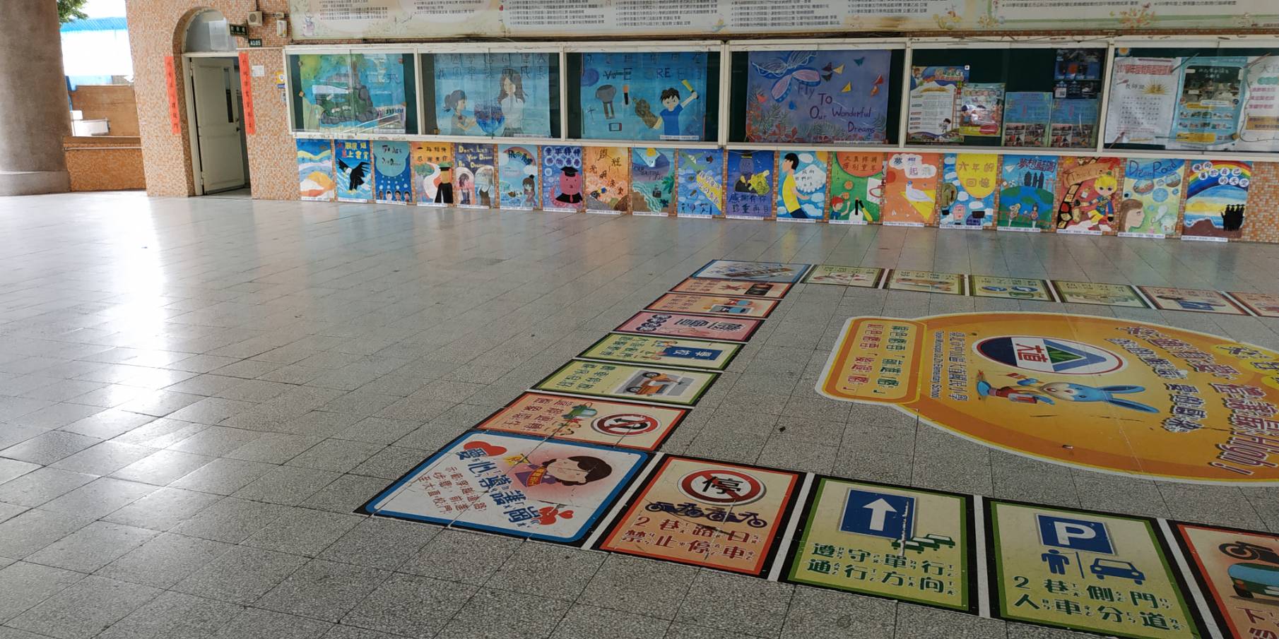 1樓穿堂-1.jpg