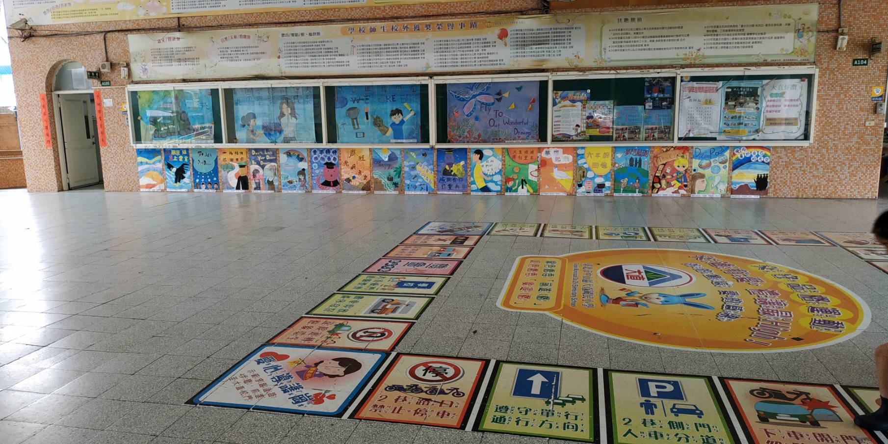 1樓穿堂-2.jpg