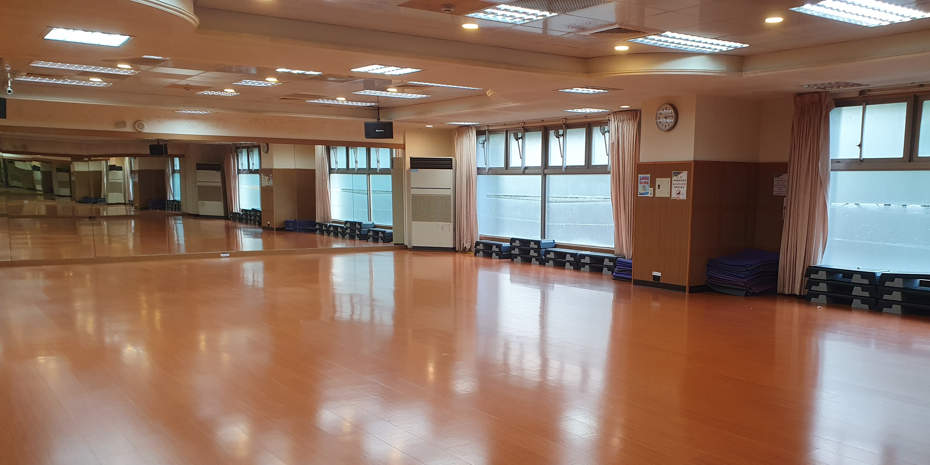 中山2樓舞蹈教室.jpg